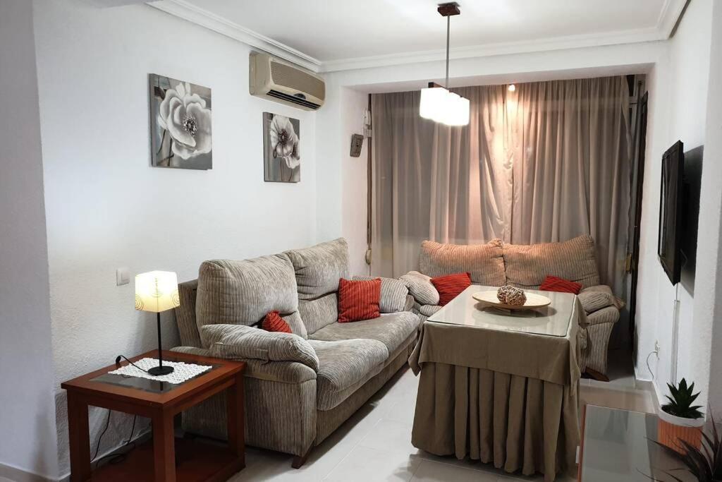 Beautiful And Cozy Apartment In Seville. Exteriör bild